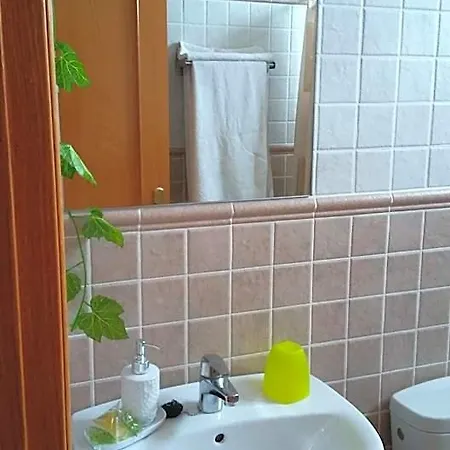 Sant Roc Hotel *